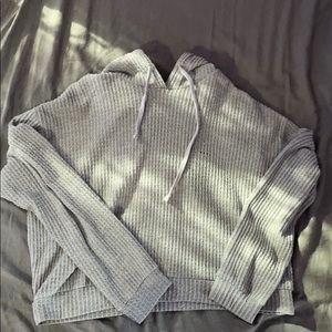 gray cropped hooded long sleeve with drawstrings